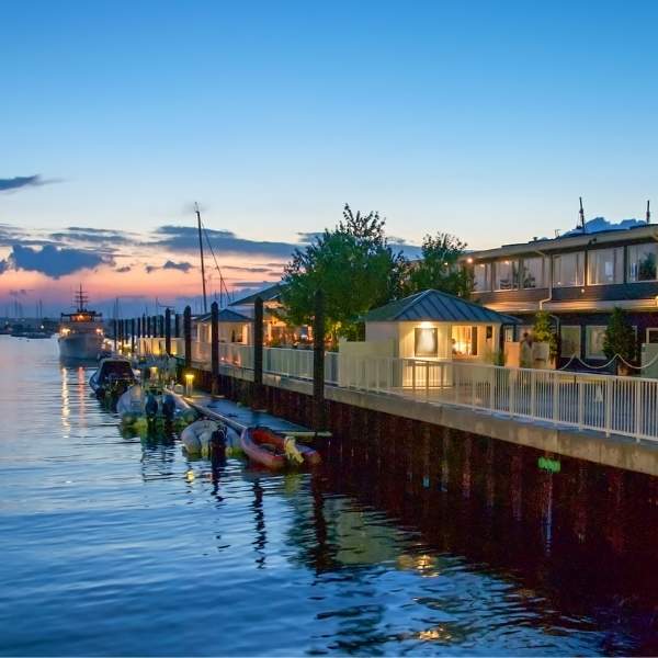 Boston to Newport RI Car Service, Chauffeur service Newport RI MWCS